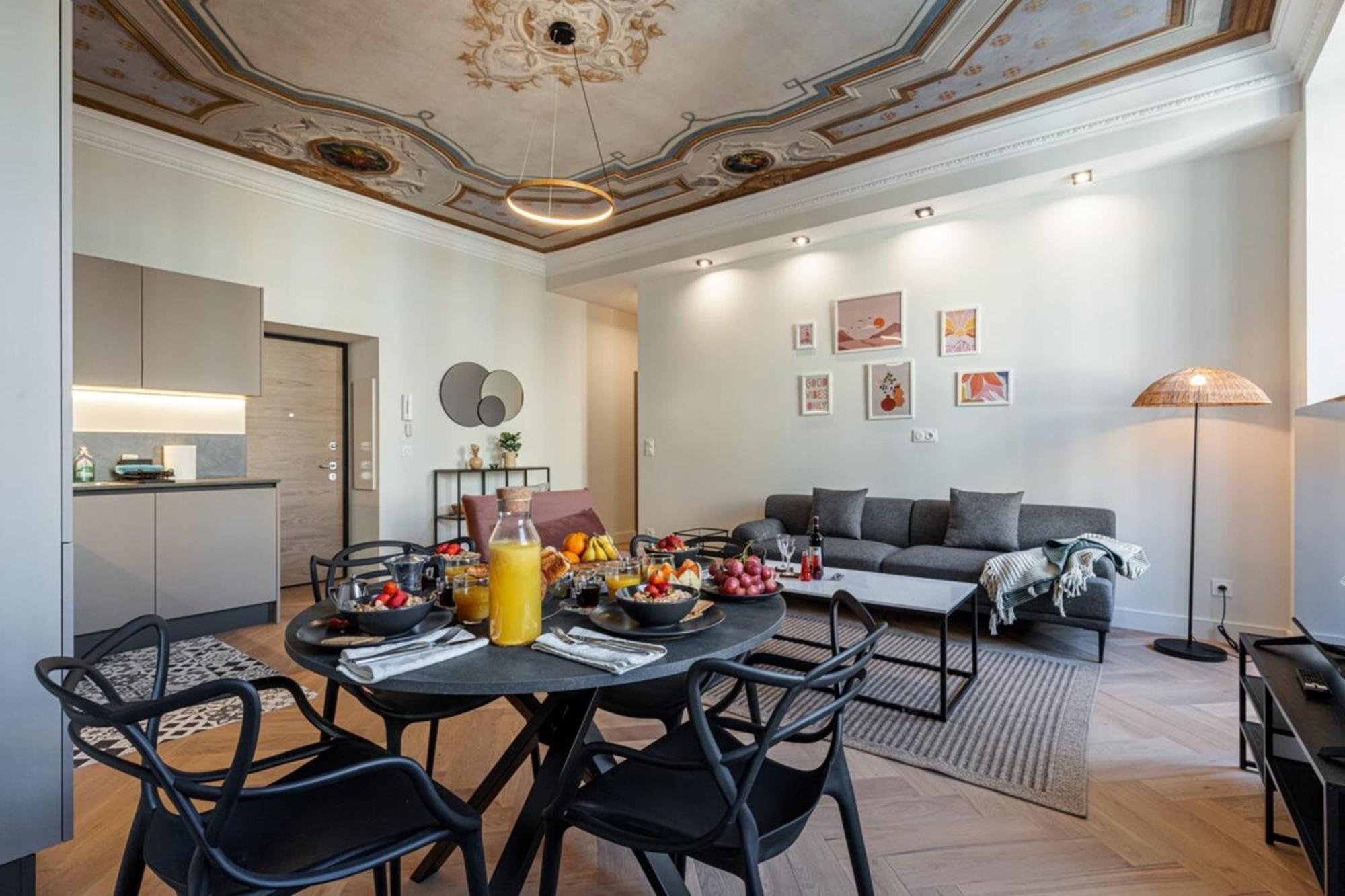 Philibert - Traditional Apart With Historical Fresco Nizza Exterior foto